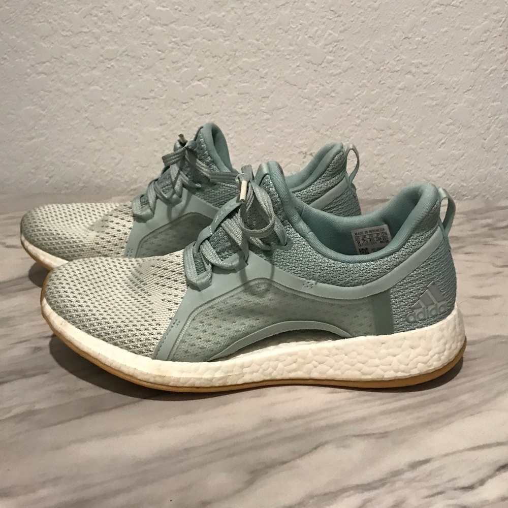 Womens adidas ultra boost running shoe